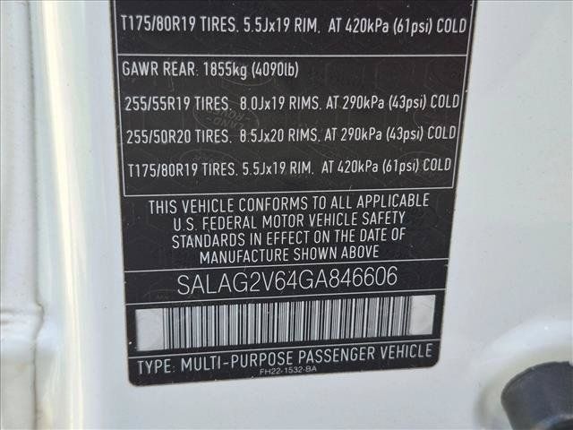Used 2016 Land Rover LR4 HSE AWD/4WD image 15