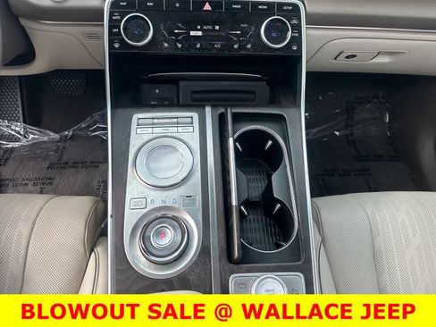 Used 2021 Genesis GV80 2.5T w/ Prestige Package 05 RWD image 22