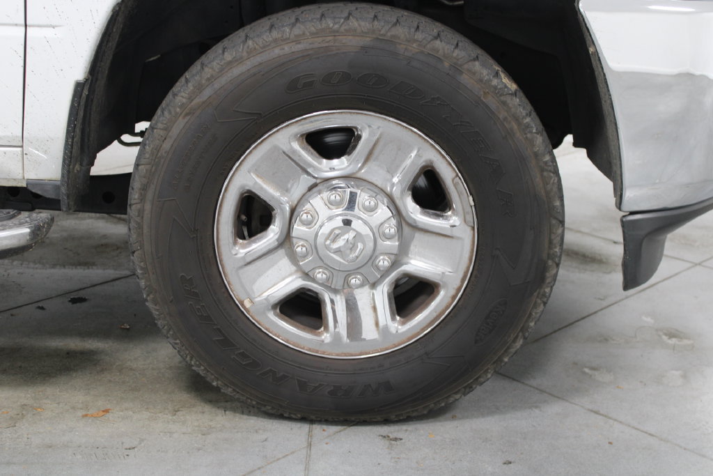 Used 2022 RAM 2500 Big Horn AWD/4WD image 16