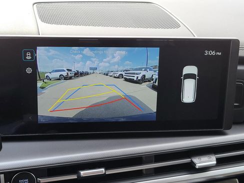 New 2026 Hyundai Santa Fe SE FWD image 18