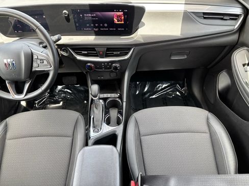 Used 2025 Buick Encore GX Preferred FWD image 14