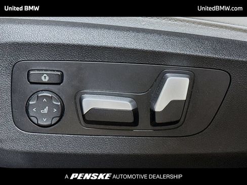 Used 2023 BMW X5 xDrive40i w/ M Sport Package AWD/4WD image 4