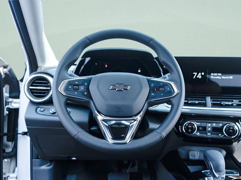 New 2026 Chevrolet Trax ACTIV w/ Driver Confidence Package FWD image 9