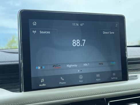 Used 2020 Lincoln Aviator Black Label image 24