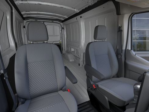 New 2026 Ford Transit 250 148 Medium Roof RWD image 10