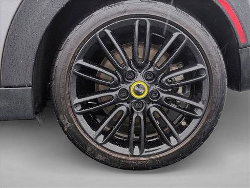 Used 2024 MINI Cooper SE image 25