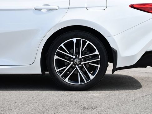 Used 2025 Toyota Camry XLE w/ Premium Plus Package FWD image 11