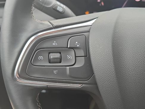 Used 2024 Buick Encore GX Preferred AWD/4WD image 18