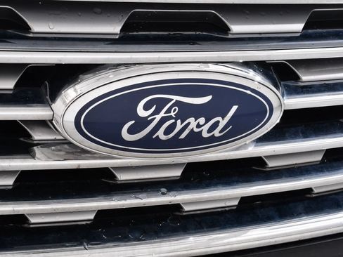 Used 2021 Ford Edge SEL w/ Convenience Package AWD/4WD image 21