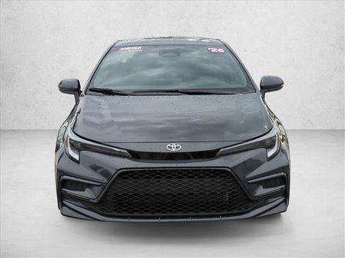 Used 2026 Toyota Corolla SE FWD image 2