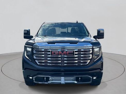 Used 2024 GMC Sierra 1500 Denali w/ Denali Reserve Package AWD/4WD image 2