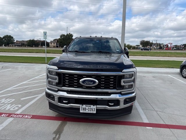 Used 2023 Ford F350 Lariat w/ Lariat Ultimate Package AWD/4WD image 3