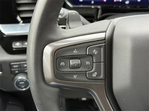 Used 2024 Chevrolet Silverado 1500 High Country w/ Technology Package image 20