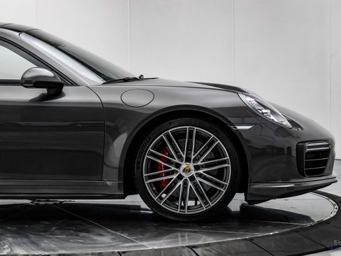 Used 2017 Porsche 911 Turbo image 18