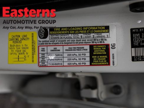 Used 2019 Toyota Corolla LE FWD image 34