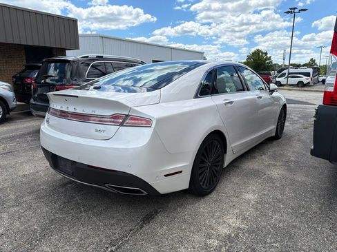 Used 2017 Lincoln MKZ Reserve w/ Luxury Package FWD image 5