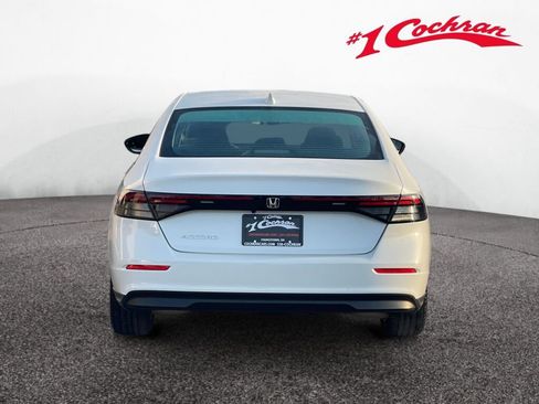 Used 2024 Honda Accord EX image 26