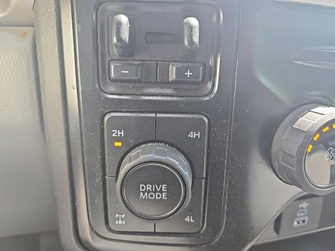 Used 2024 Ford F250 XL w/ STX Appearance Package AWD/4WD image 15