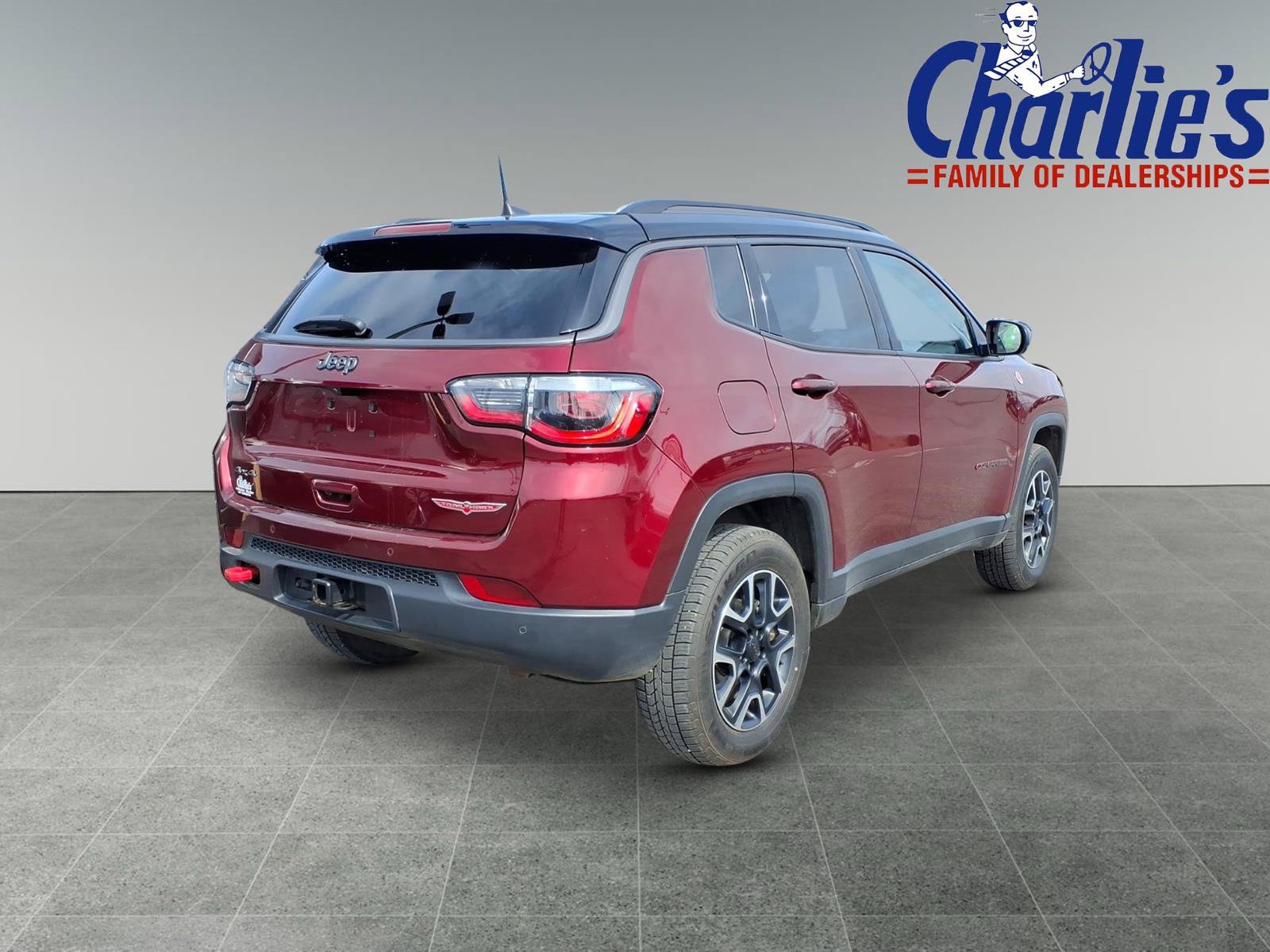 Used 2020 Jeep Compass Trailhawk w/ Leather Interior Group AWD/4WD image 4