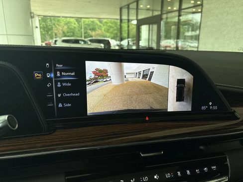 Certified 2023 Cadillac Escalade Premium Luxury AWD/4WD image 15