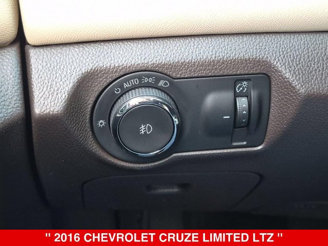 Used 2016 Chevrolet Cruze LTZ w/ Sun, Sound and Sport Package FWD image 19