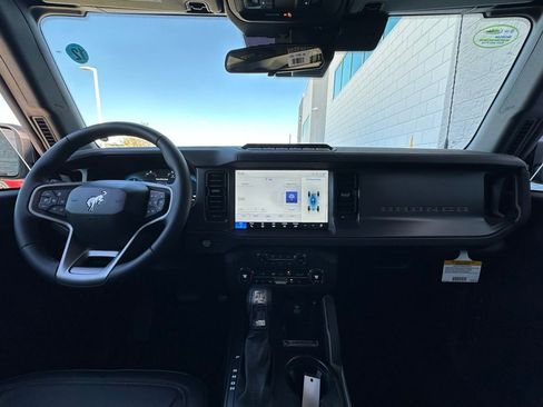 New 2025 Ford Bronco Badlands image 48