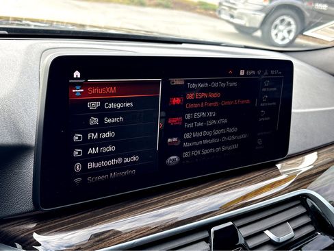 Used 2021 BMW 530i 530i w/ Premium Package image 8