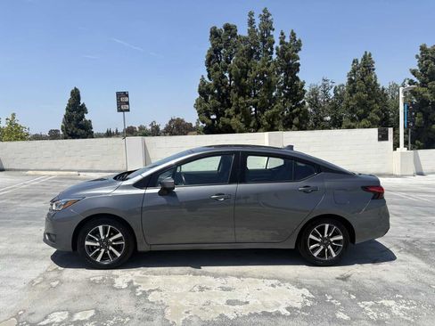 Used 2025 Nissan Versa SV FWD image 8