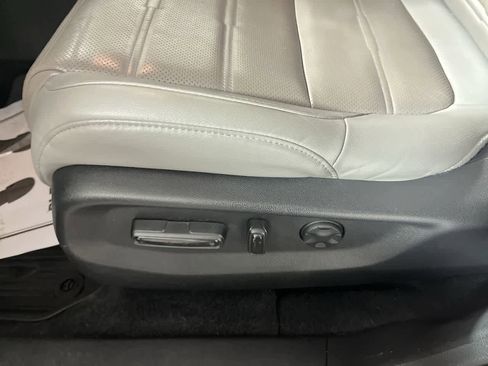 Used 2021 Honda CR-V EX-L image 14