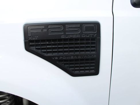 Used 2008 Ford F250 XL AWD/4WD image 14