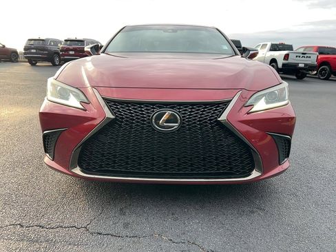 Used 2019 Lexus ES 350 F Sport image 2