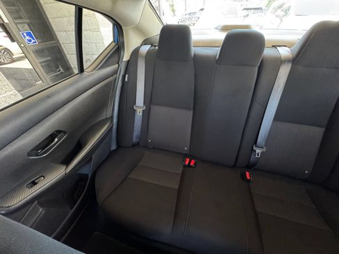 Used 2025 Nissan Sentra SV FWD image 33