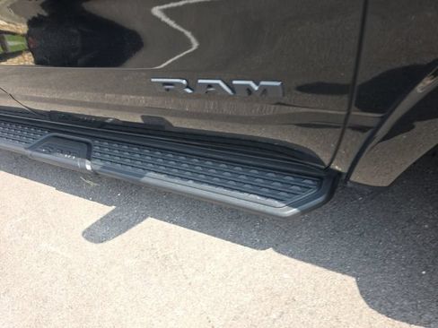 Used 2021 RAM 1500 Laramie AWD/4WD image 29