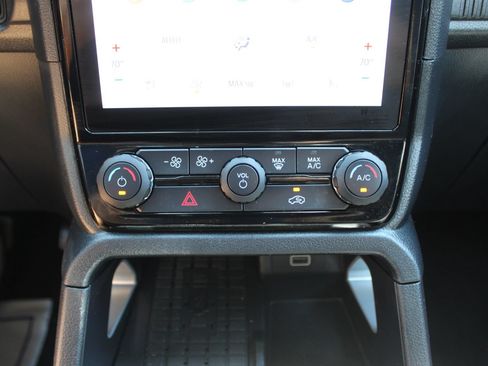 Used 2024 Ford Ranger Lariat w/ Advanced Towing Package AWD/4WD image 31