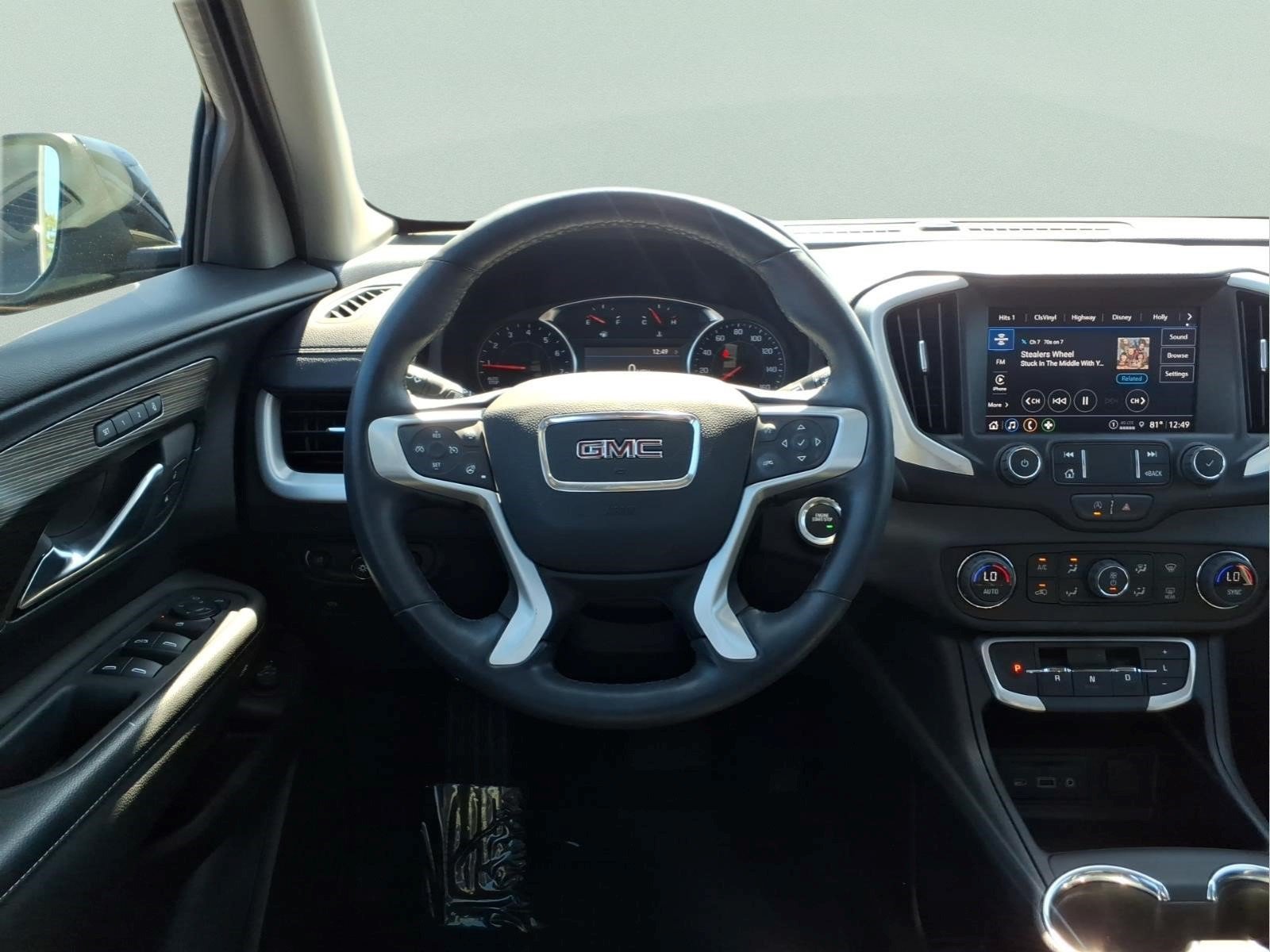 Used 2023 GMC Terrain SLT AWD/4WD image 14