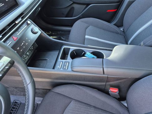 Used 2025 Hyundai Sonata SEL FWD image 20