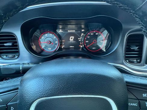 Used 2017 Dodge Charger SE w/ Blacktop Package image 15