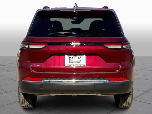 Used 2024 Jeep Grand Cherokee Limited 4xe w/ Luxury Tech Group II image 8