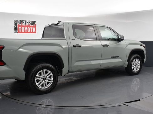 Used 2026 Toyota Tundra SR5 AWD/4WD image 4