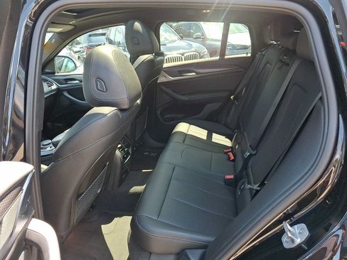 Used 2023 BMW X4 xDrive30i w/ M Sport Package AWD/4WD image 11