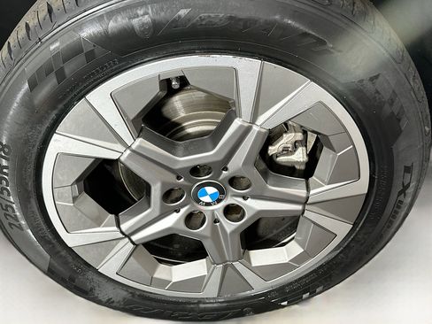 Used 2025 BMW X1 xDrive28i image 11