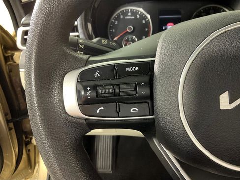 Used 2022 Kia K5 LXS FWD image 11