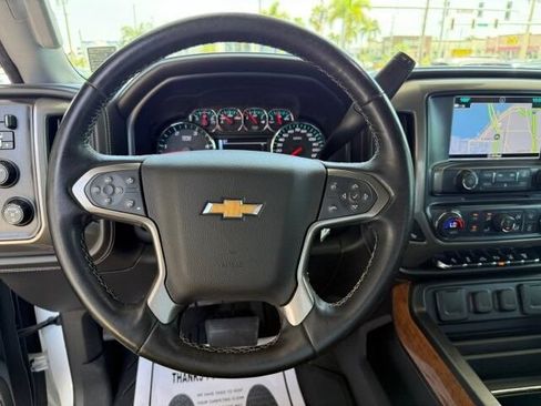 Used 2019 Chevrolet Silverado 2500 High Country w/ Duramax Plus Package AWD/4WD image 21