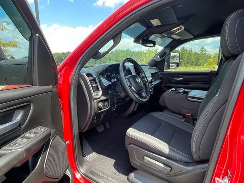 Used 2025 RAM 1500 Tradesman w/ Night Edition AWD/4WD image 36