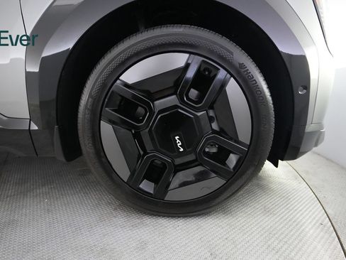 Used 2024 Kia EV9 GT-Line AWD/4WD image 20