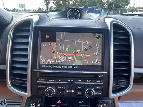 Used 2014 Porsche Cayenne S AWD/4WD image 24