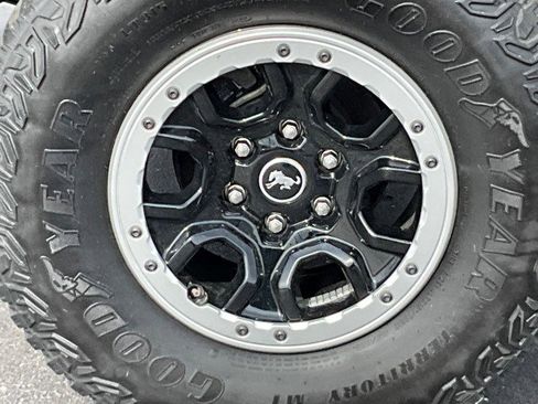 Used 2022 Ford Bronco 2-Door w/ Sasquatch Package image 9