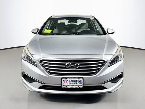 Used 2017 Hyundai Sonata SE FWD image 11
