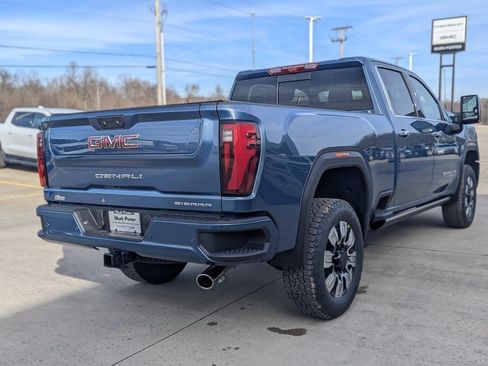 New 2026 GMC Sierra 3500 Denali w/ Denali Reserve Package image 7