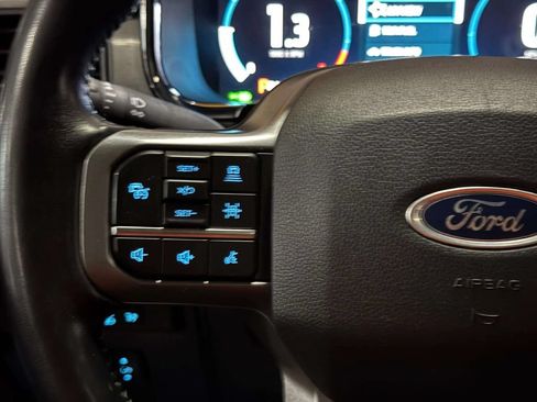 Used 2021 Ford F150 Lariat w/ Equipment Group 502A High AWD/4WD image 15